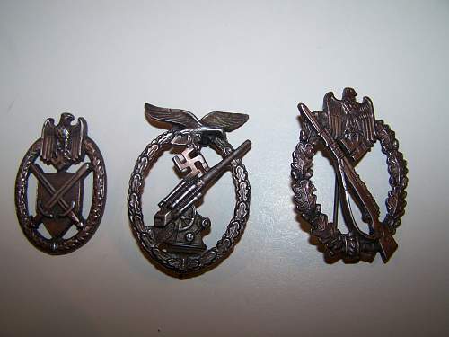 Infanterie Sturmabzeichen, Flakkampfabzeichen der Luftwaffe, and Army Marksmanship Badge