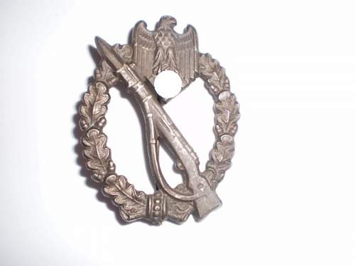 Infanterie Sturmabzeichen in bronze good or bad?