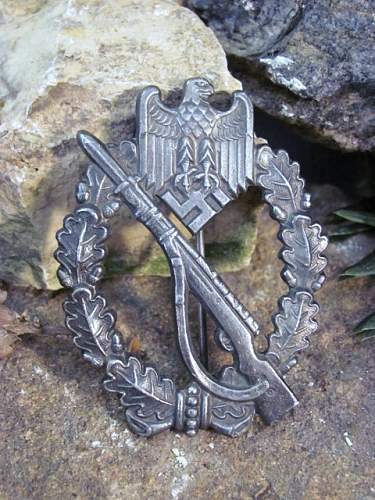 Infanterie sturmabzeichen badge for review &amp; authentication