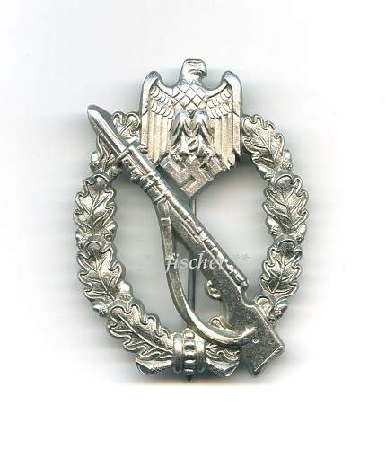 3 x Infantry badges