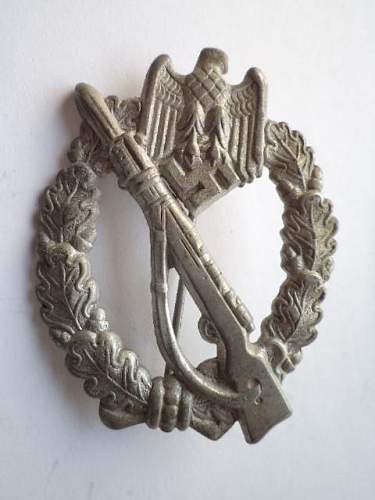 Infanterie Sturmabzeichen in Silber- orginal or fake?