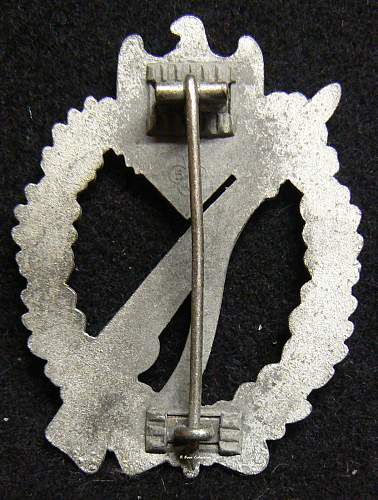 Infantriesturmabzeichen in Silver, Brüder, Schneider A.D. (BSW) Maker Marked