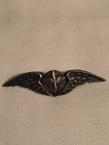 WWII or WWI sterling sliver Aviator Pilot AAF wings Pin ?  Unique BRITISH ? US ?