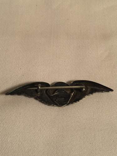 WWII or WWI sterling sliver Aviator Pilot AAF wings Pin ?  Unique BRITISH ? US ?