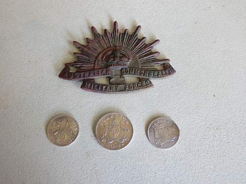 Post your WW2 Australian Insignia.