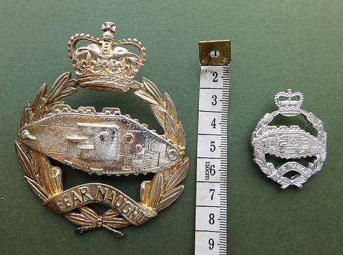 Royal Tank Regiment pipers cap badge
