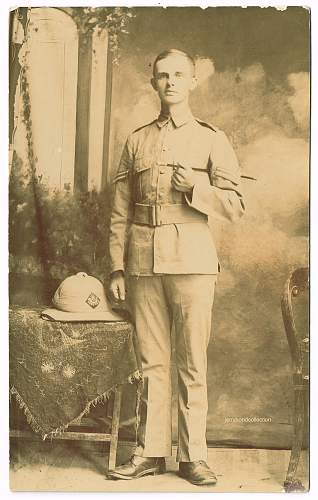 Boer War cloth pith helmet flash