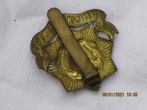 East Yorkshire cap badge?