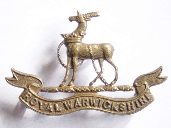 Royal Warwickshire Regt cap badges