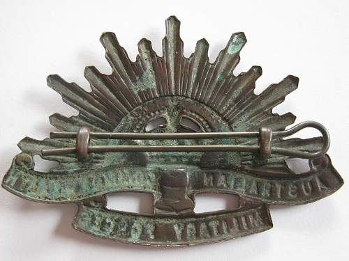 WWI or WWII Australian hat badge