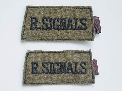 R SIGNALS early war cloth slip-on BD titles