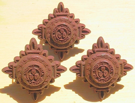 WW2 British Plastic Cap badges