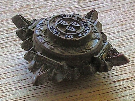 WW2 British Plastic Cap badges