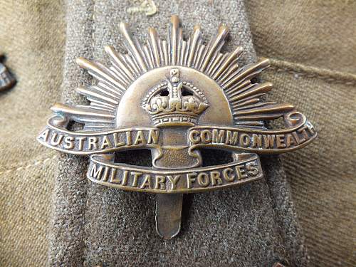 Post your WW2 Australian Insignia.