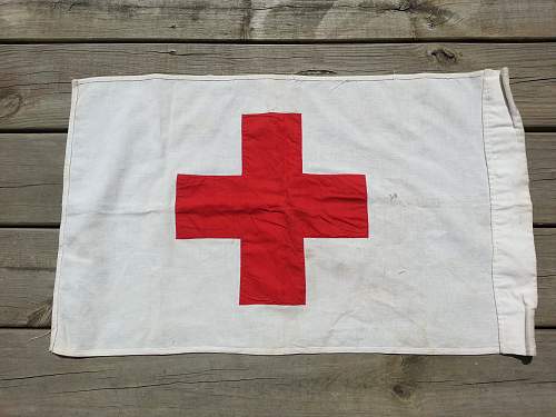 Field medic/ Red Cross flag,WW2 ?
