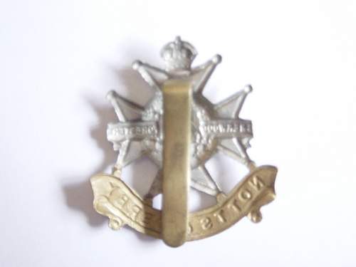 Sherwood Foresters (Notts &amp; Derby) cap badges