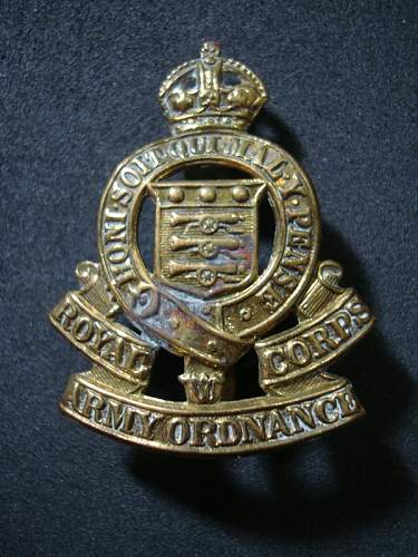 Some British Cap Badges for Review