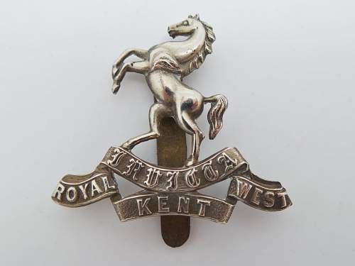 trying to identify a cap badge shadow [long shot]