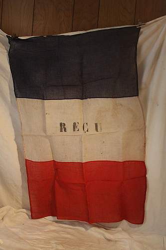 ww2 French flag with Militia lettering?
