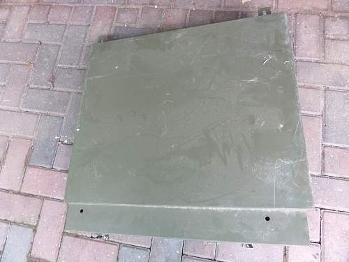 Help needed with British Army storage box