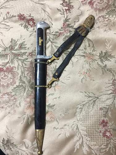 italian dagger