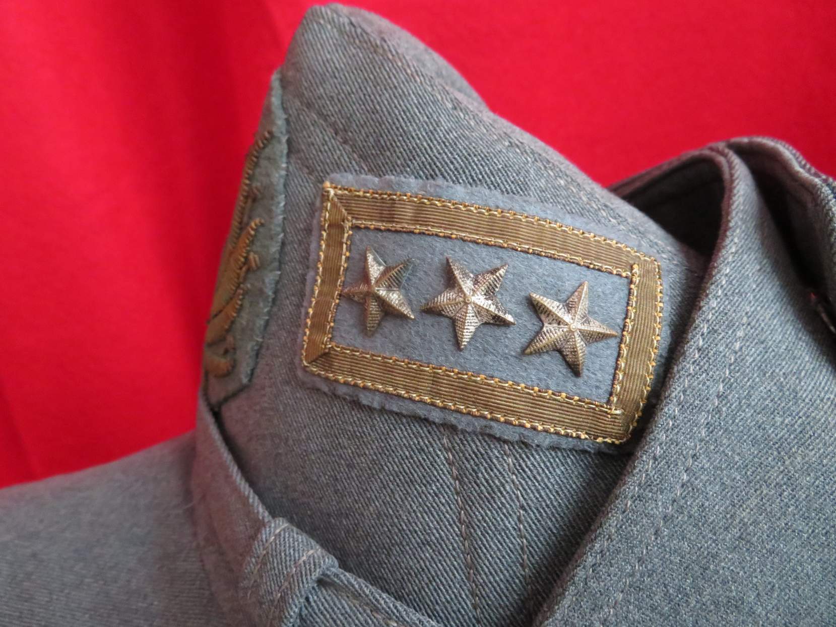 WW2 German, Soviet, Allied militaria, uniforms, awards, weapons history.  War relics forum