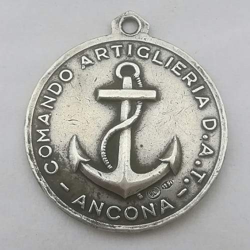 Post ww2 ?!?! Italian Navy Artillery Silver Medal