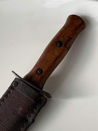 Unknown fighting knife