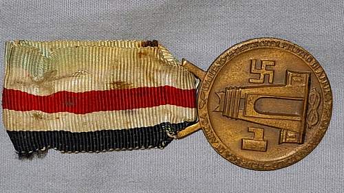 WWII  Italian German African campaign medal