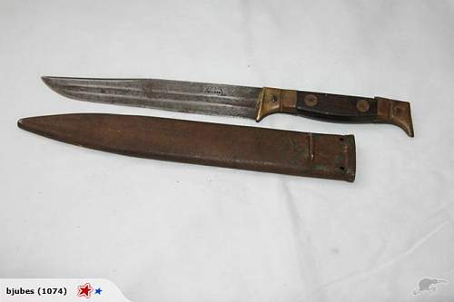 WWII knife brought back from Italy?