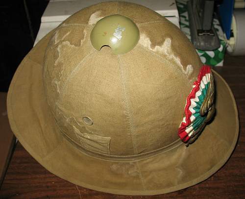 Italian pith helmet