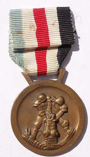 Italian medal for DAK original?