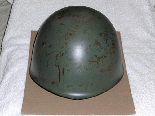 M33 Italian artillery helmet