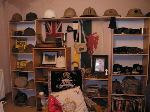 Italian pith helmet