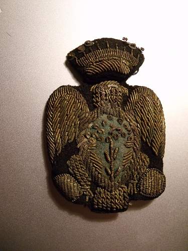 Identification of unknown cloth eagle (possibly Italian)