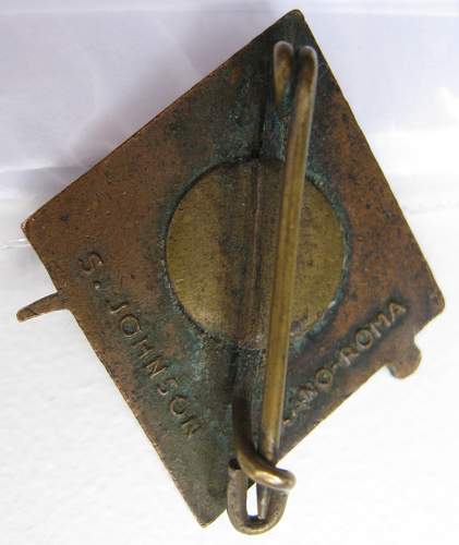 Italian Albanian Campaign Fascist Party Membership Badge ???