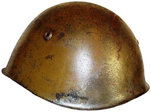Italian M33 helmet - war or postwar issue?