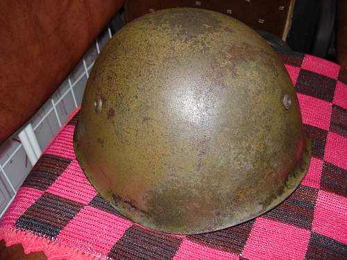 Italian M33 helmet - war or postwar issue?