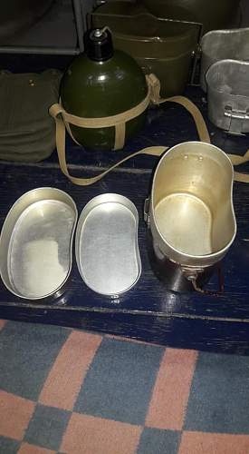 I got some japanese mess kit but need help identification