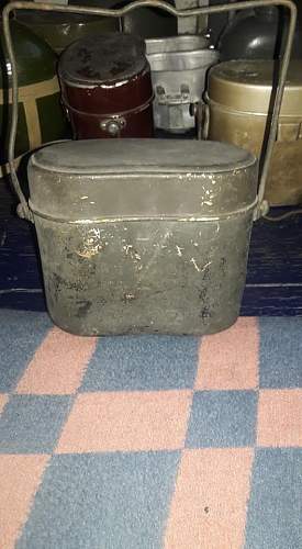 I got some japanese mess kit but need help identification