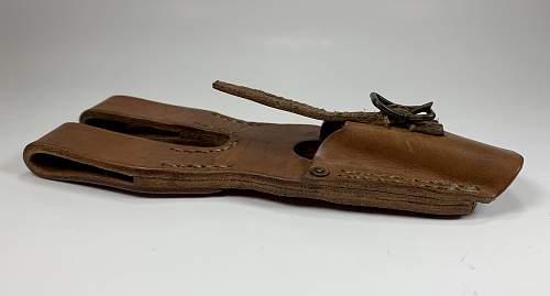 Arisaka bayonet frog - genuine?