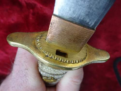 Help to authenticate Japanese Dirks Dagger