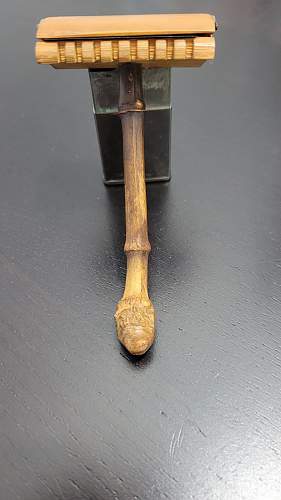 Japanese razor found with the remains of a dead soldier
