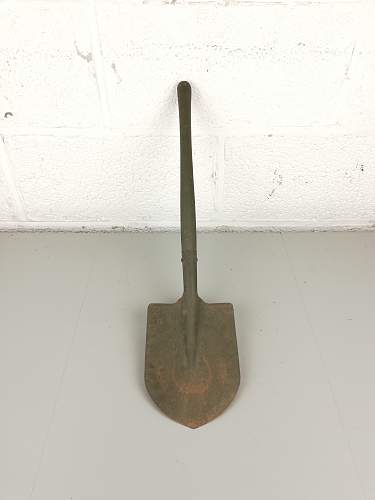 Japanese shovel with wolfsangel?