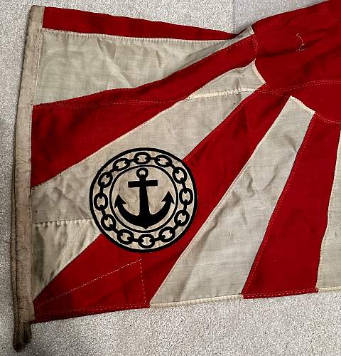 Help please with Japanese naval flag
