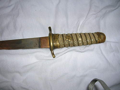 Japanese Naval Dagger with cloth hangers