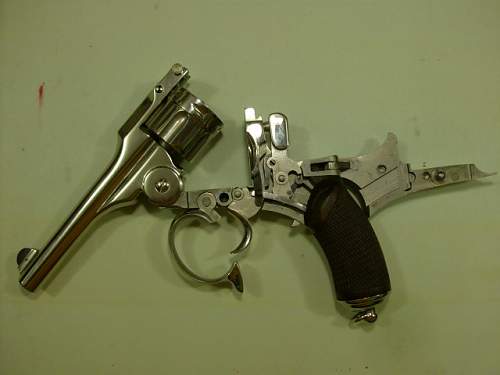 My Japanese type 26 revolver question