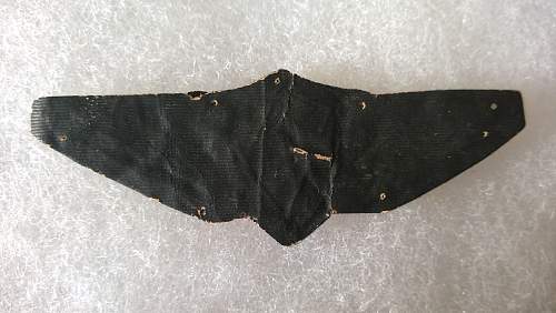 Info sought on unusual cloth / bullion Japanese winged insignia ...aviation .