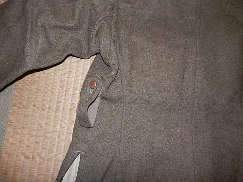 2 Japanese uniform jackets: Authentic WW II?