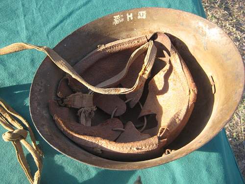 Japanese army helmet type 90: Authentic WW II ?